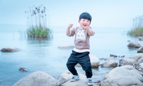 五味子副作用及禁忌症、五味子有什么副作用吗? -五味子有什么副作用吗网